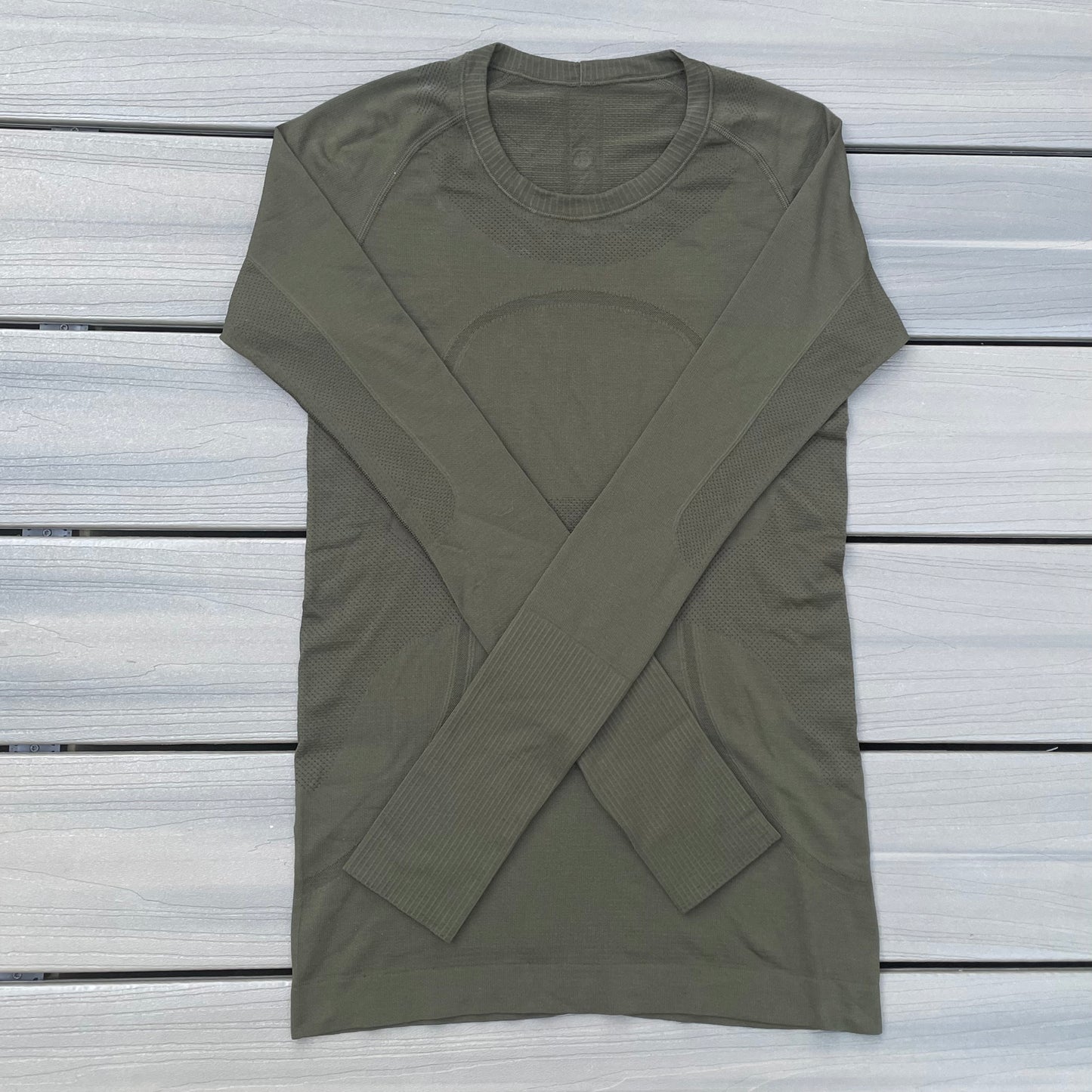 Lululemon Swiftly Tech Long Sleeve