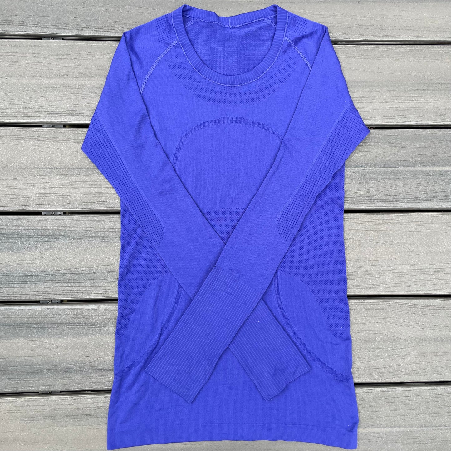 Lululemon Swiftly Tech Long Sleeve